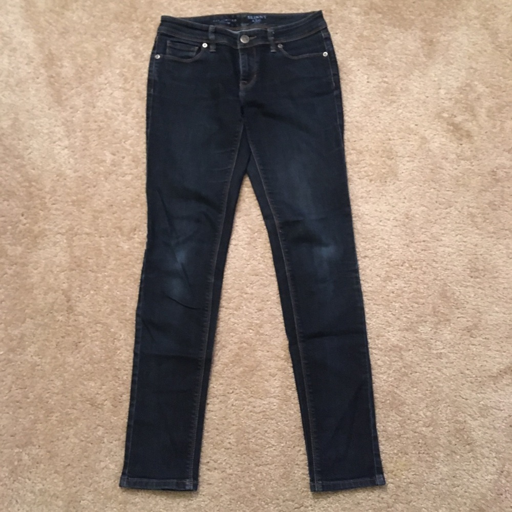 The Limited Skinny Leg 917 Jeans